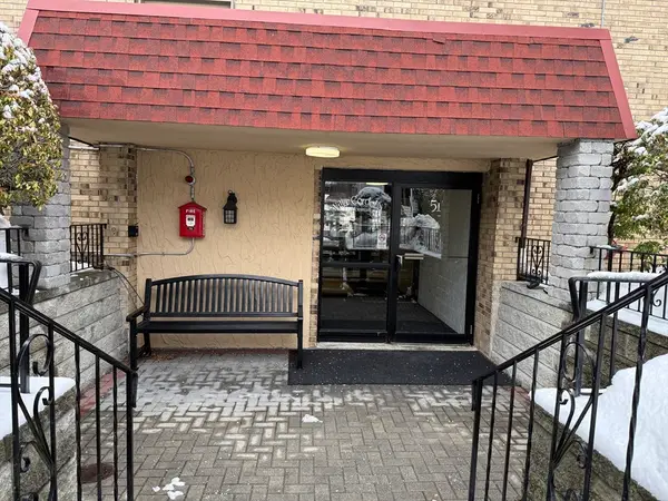 43-51 Albion St #C9, Melrose, MA 02176