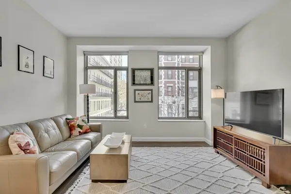 43 Westland Ave #212, Boston, MA 02115