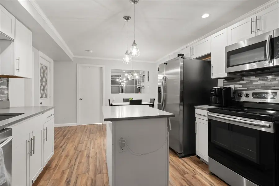 189 Charles Street, Lowell, MA 01852 - #3