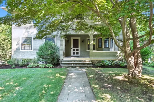 51 Bloomfield Street, Lexington, MA 02421