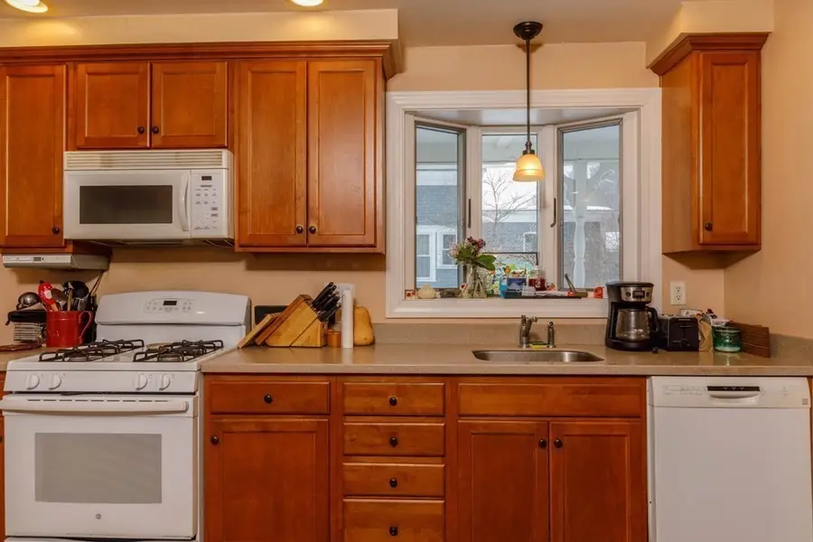 158 Hall Street, Leominster, MA 01453 - #3