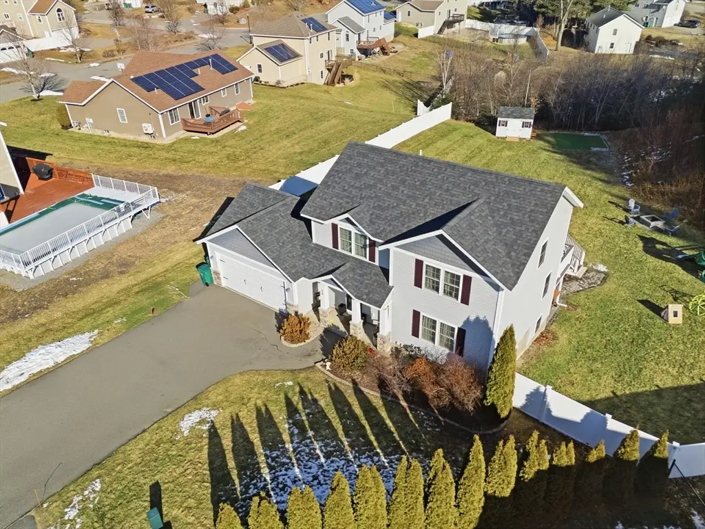 18 Downy Cir, Fitchburg, MA 01420 - #1