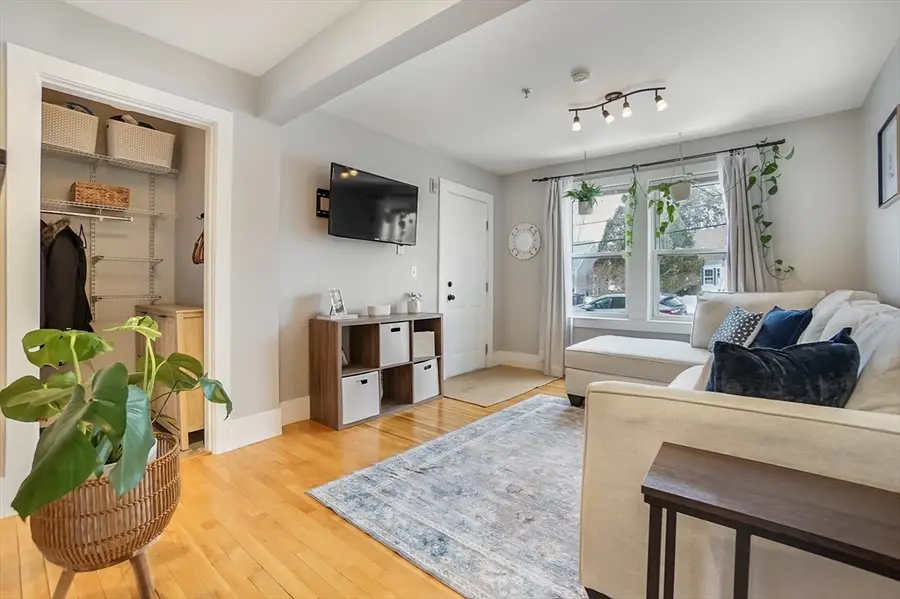 5 Russell St. #1, Amesbury, MA 01913 - #3