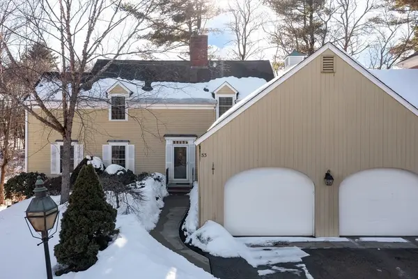 53 Martingale Lane #53, Andover, MA 01810