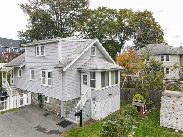 132 Centre St, Quincy, MA 02169