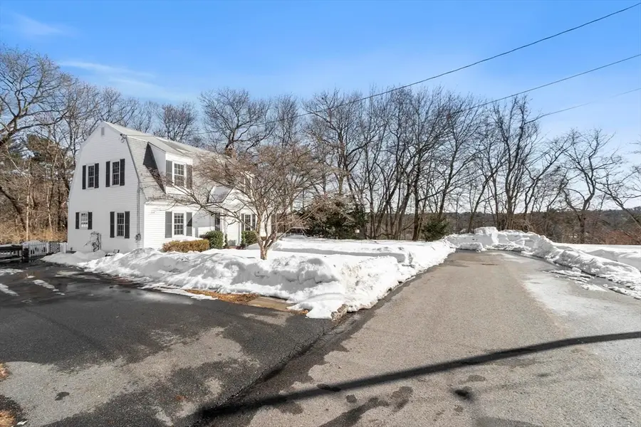 10 Dartmouth Road, Andover, MA 01810 - #3