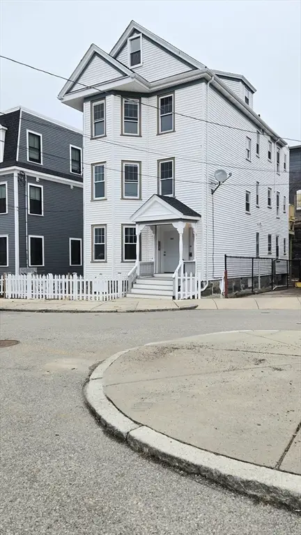 102-104 Robey St, Boston, MA 02125 - #3