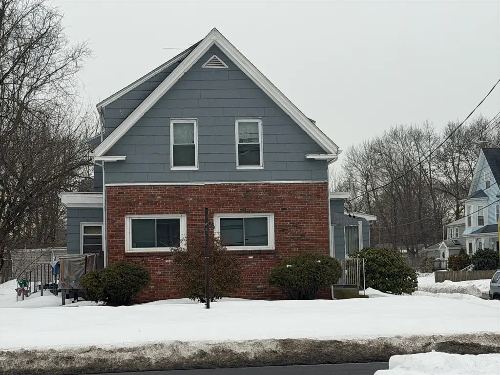 436 Pleasant St, Brockton, MA 02301 - #1