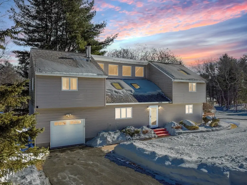 7 Germaine Avenue, Methuen, MA 01844 - #1