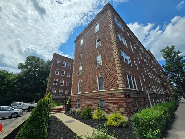 22 Concord Avenue #11, Cambridge, MA 02138