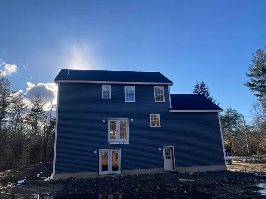 501 West Washington St, Hanson, MA 02341 - #3