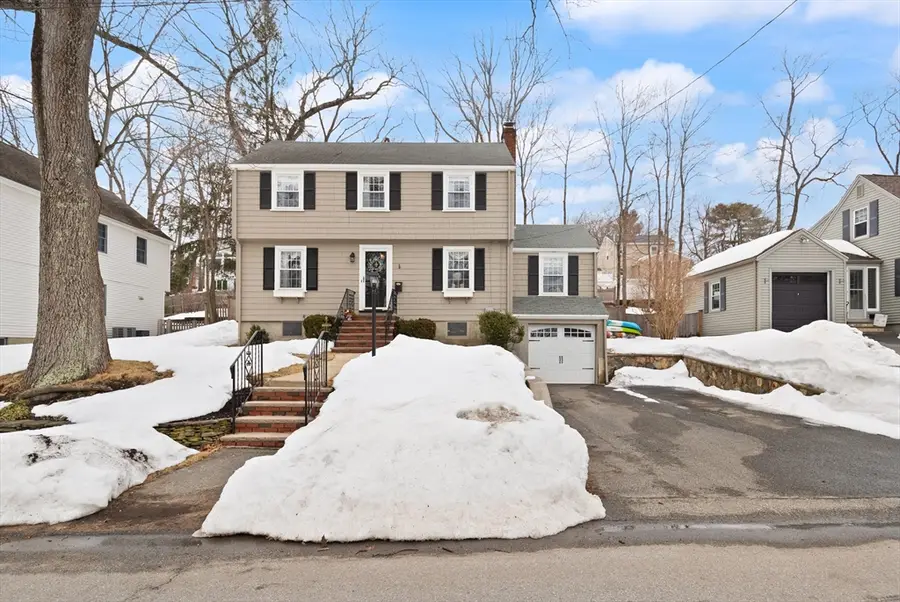 35 Longfellow Rd., Reading, MA 01867 - #3