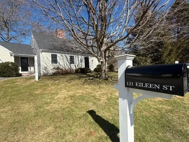 121 Eileen St, Yarmouth Port, MA 02675 - #3