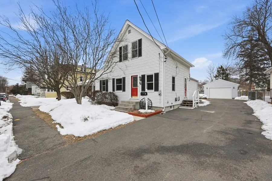 56 Percy St, Chicopee, MA 01020 - #2
