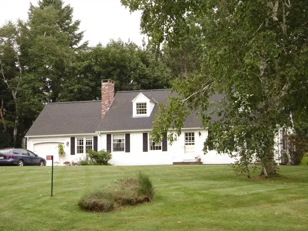 208 Rolling Ridge Rd, Amherst, MA 01002