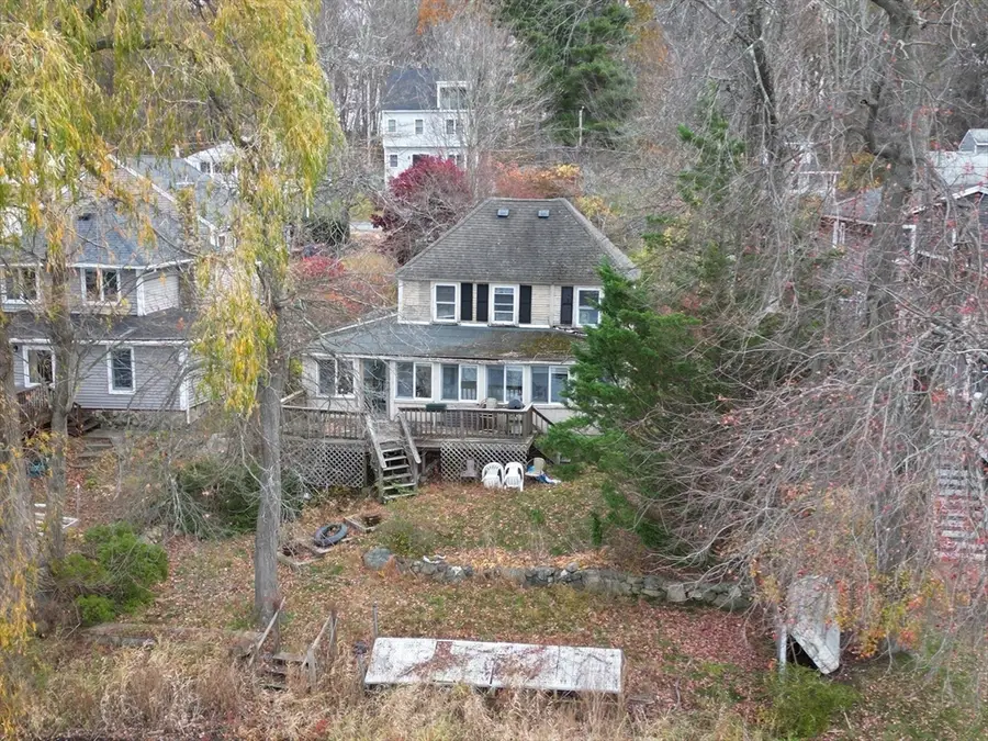 27 Taft Ave, Mendon, MA 01756 - #2