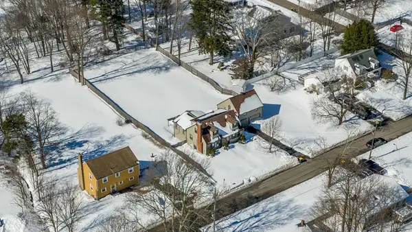 34 Park Ave, Abington, MA 02351