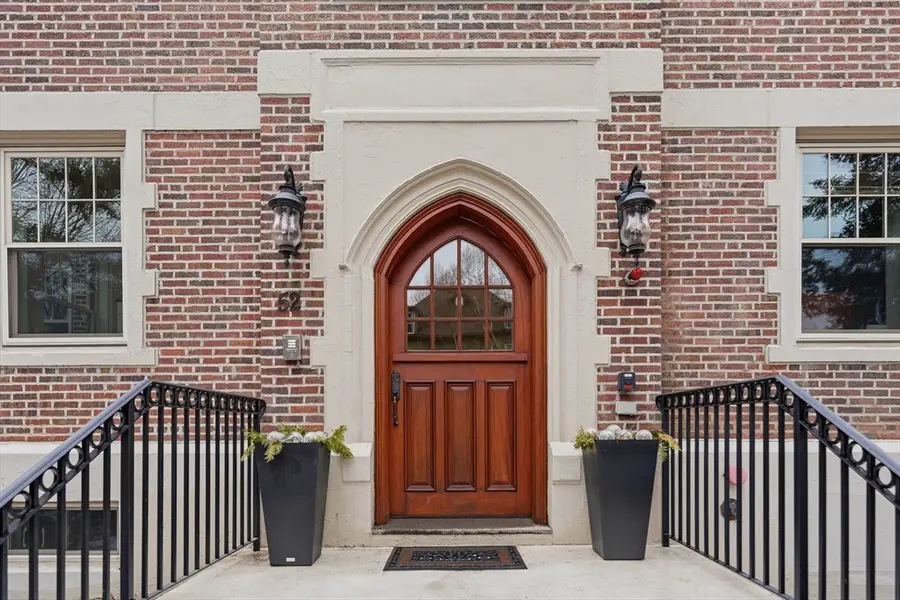 52 Thurston St #3, Somerville, MA 02145 - #2