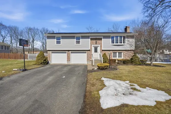138 Elmar Dr, Agawam, MA 01030
