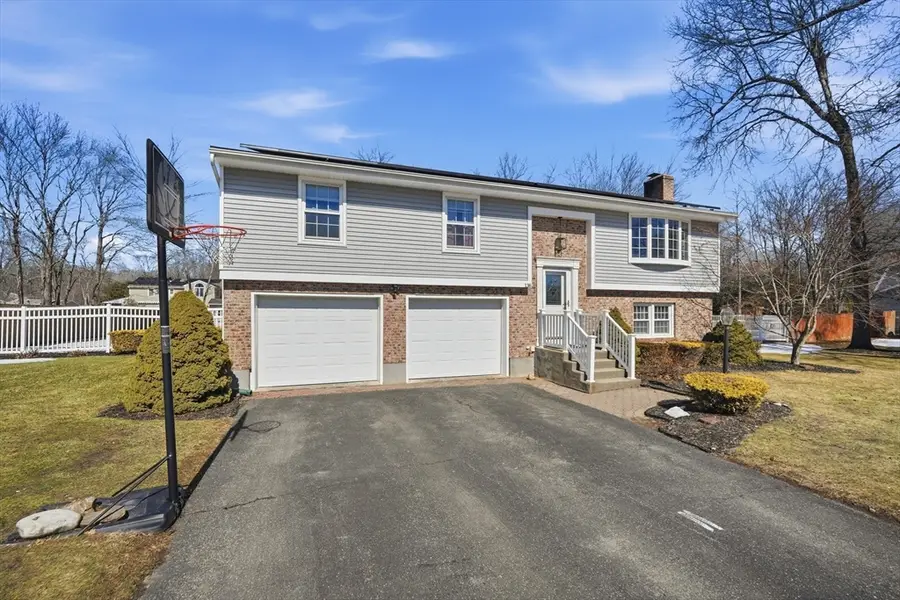 138 Elmar Dr, Feeding Hills, MA 01030 - #2