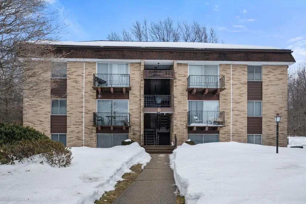 121 Bailey St #D31, Worcester, MA 01602 - #1