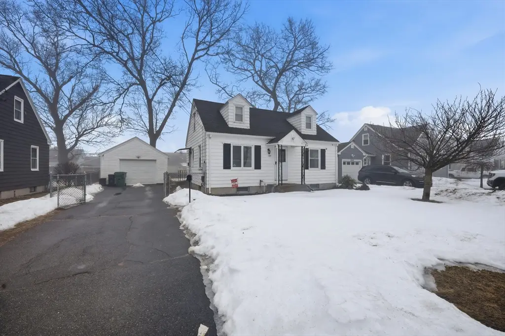 105 Lachine St, Chicopee, MA 01020 - #1