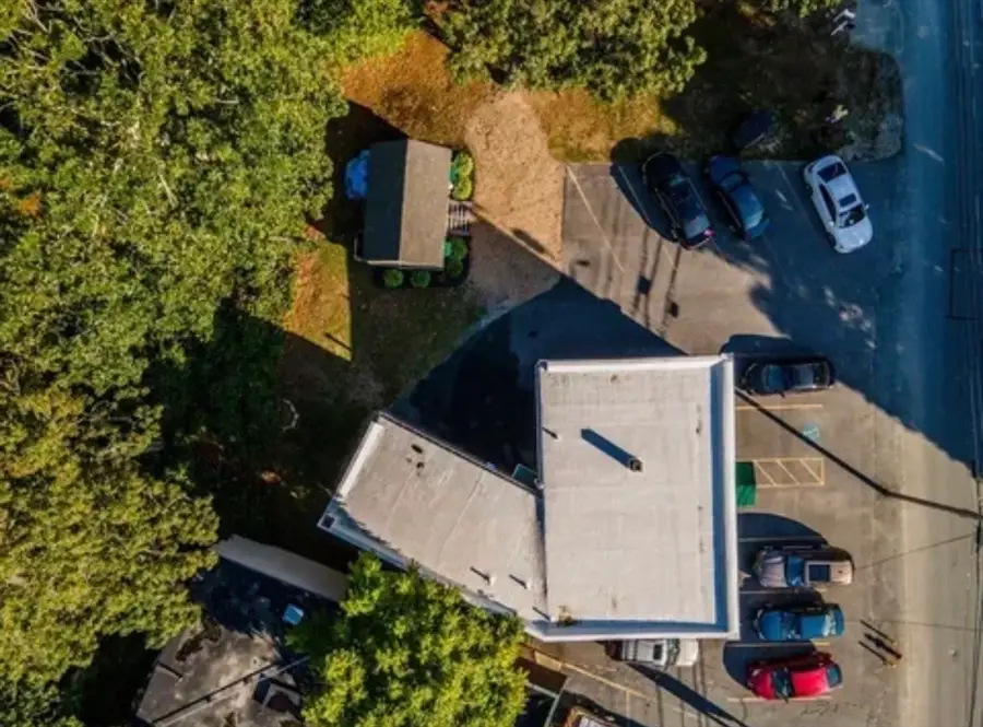 123 Sconticut Neck Road, Fairhaven, MA 02719 - #3