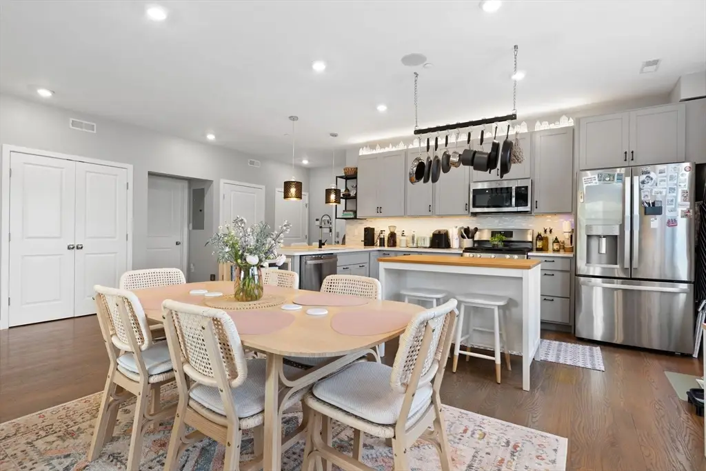 10 Ruthven Park #U2, Boston, MA 02121 - #1