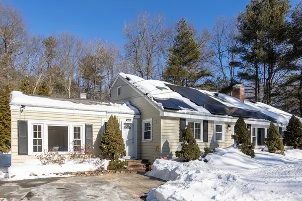 94 Boxford St, North Andover, MA 01845