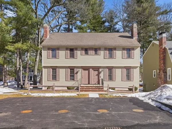 331 Wellman Ave #331, Chelmsford, MA 01863