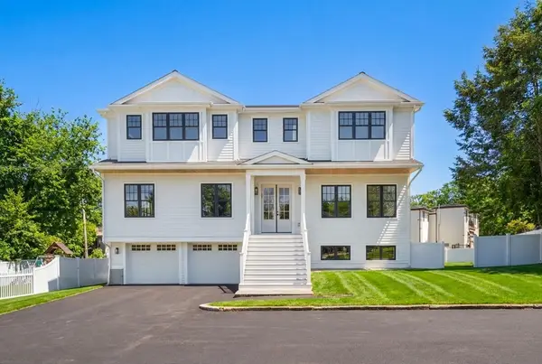 23 Harvard Cir, Needham, MA 02494