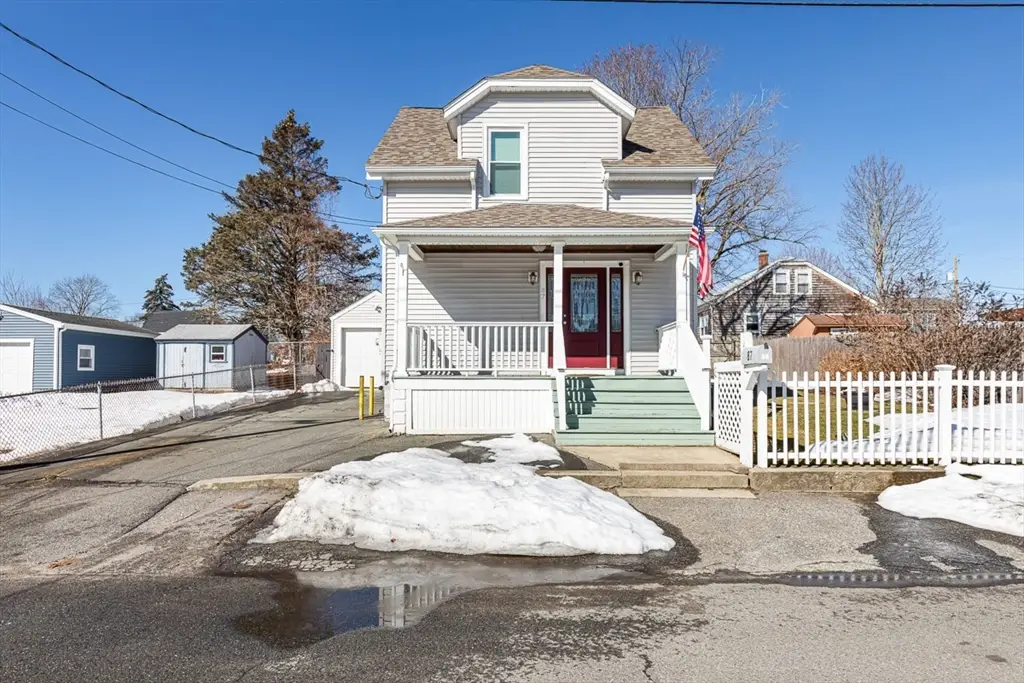 87 Shore Ave, Swansea, MA 02777 - #1