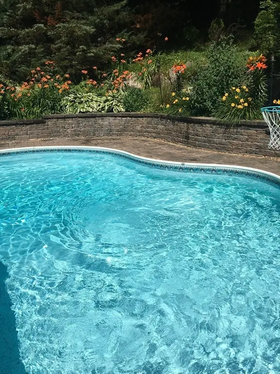 48 Dover Circle, Franklin, MA 02038 - #3