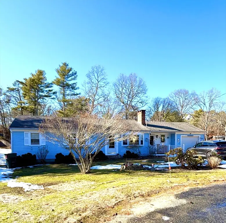 31 Galahad Cir, Barnstable Town, MA 02655 - #1