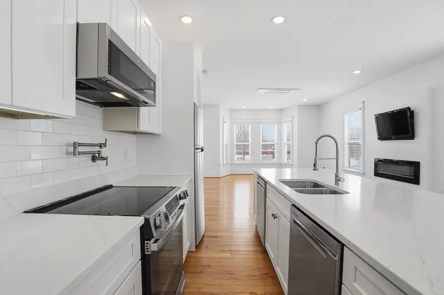 11 Taylor Street, Littleton, MA 01460 - #3