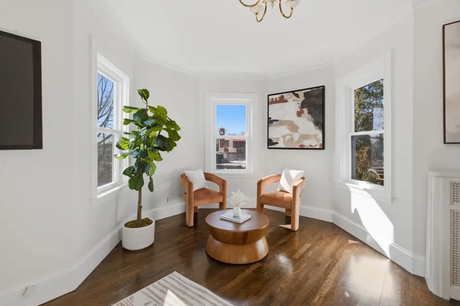 15 S Fairview St #3, Boston, MA 02131 - #3