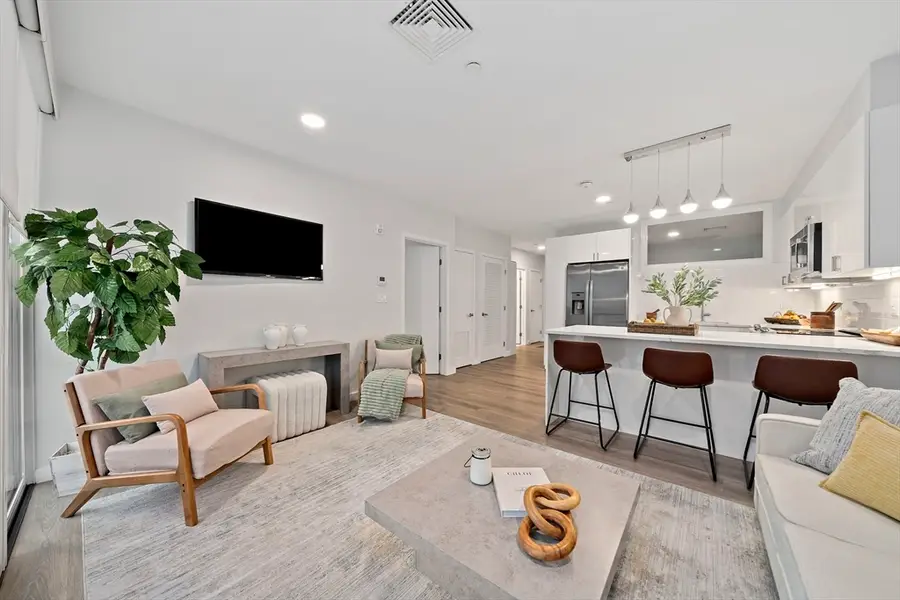 68 Los Angeles St #205, Newton, MA 02458 - #3