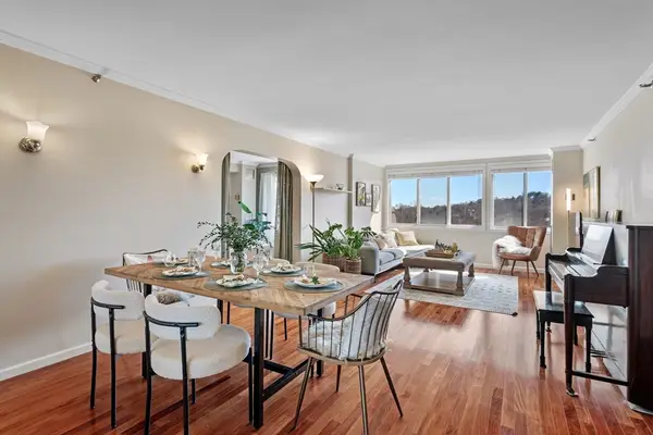 1731 Beacon St #721, Brookline, MA 02445