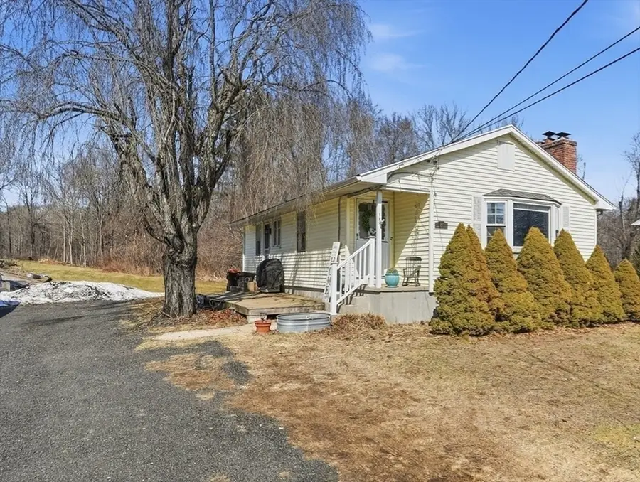 180 Southwick St, Feeding Hills, MA 01030 - #3