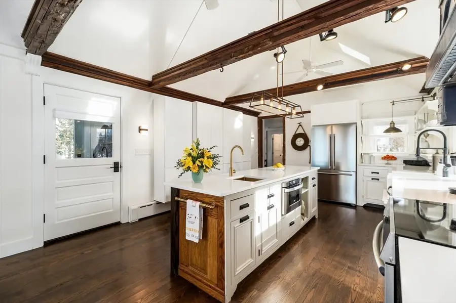 1030 Washington St, Gloucester, MA 01930 - #3