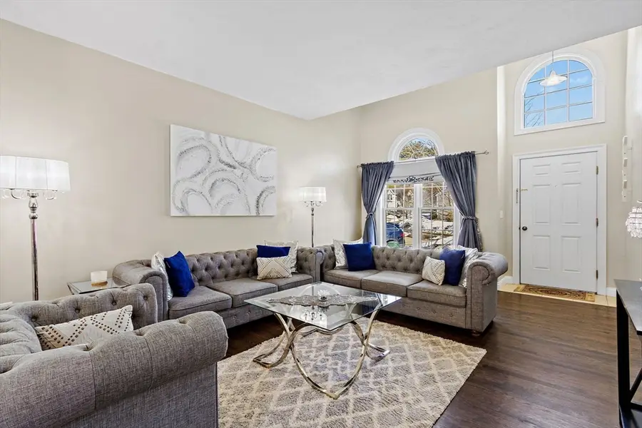 51 Knowlton Circle #51, Upton, MA 01568 - #2