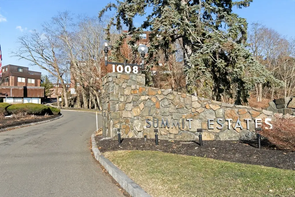 1008 Paradise Road #1M, Swampscott, MA 01907 - #1