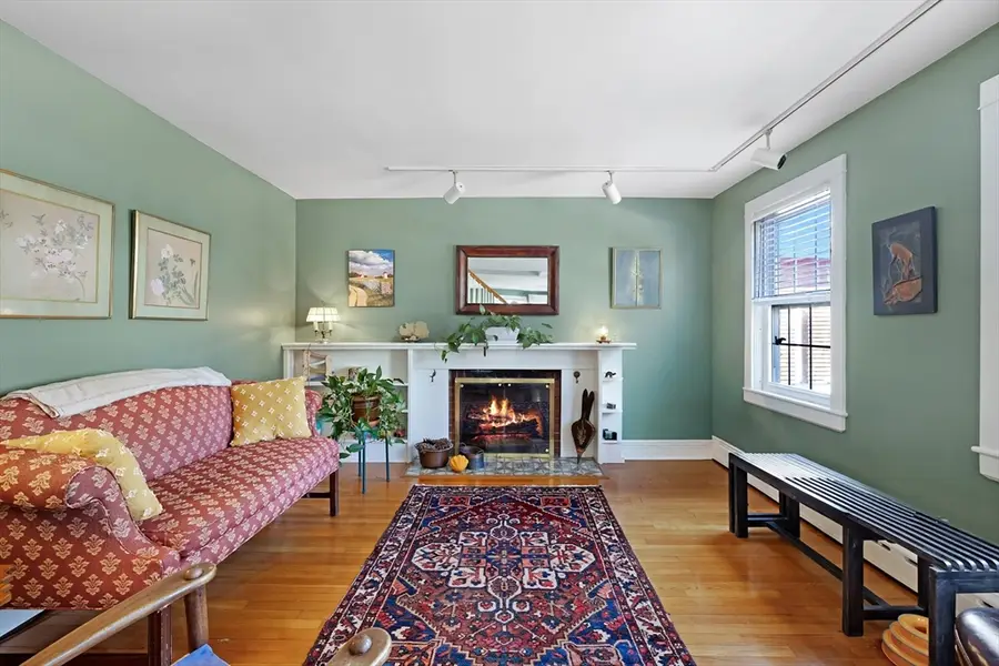 61 Oxford St., Fairhaven, MA 02719 - #2