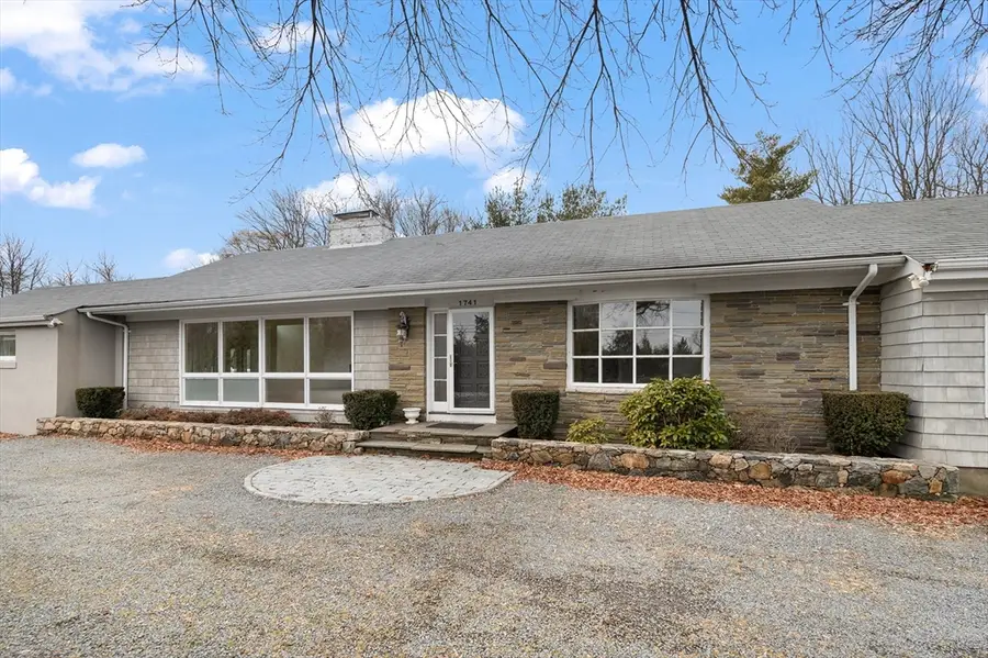 1741 Wampanoag Trl, Barrington, RI 02806 - #2