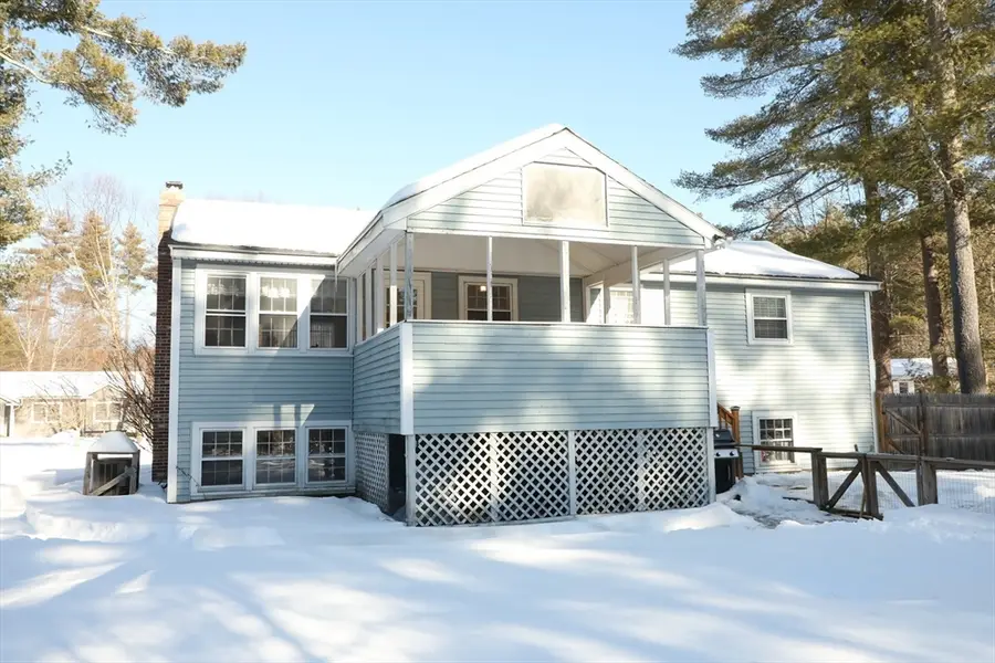 11 Maplewood Dr, Townsend, MA 01469 - #2