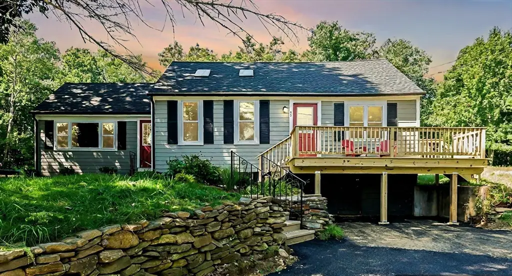 49 Smith Hanson Rd, North Brookfield, MA 01535 - #1