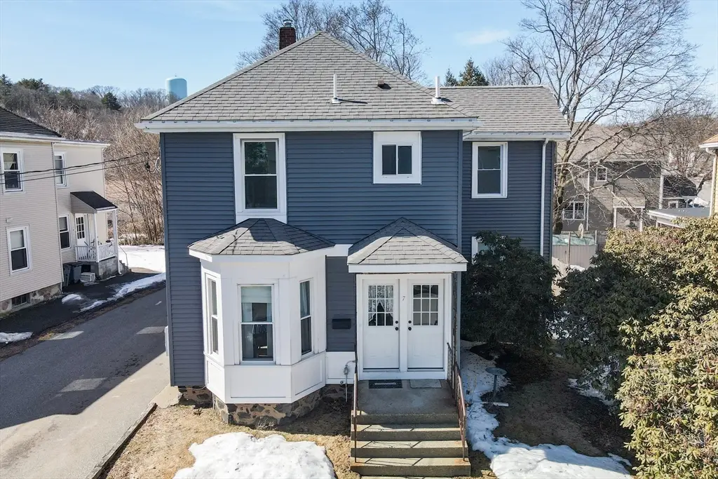 7 Pearl St, Waltham, MA 02453 - #1