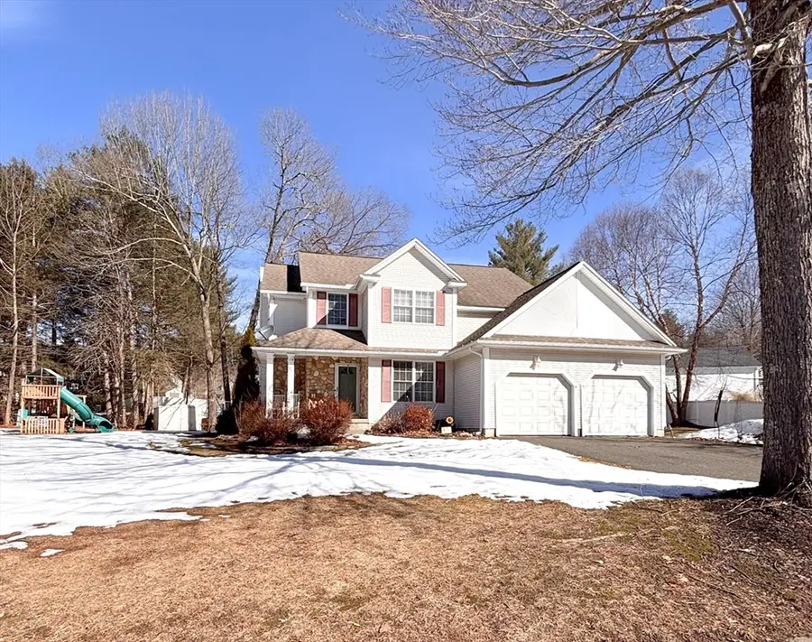 40 Hawks Cir, Westfield, MA 01085 - #2