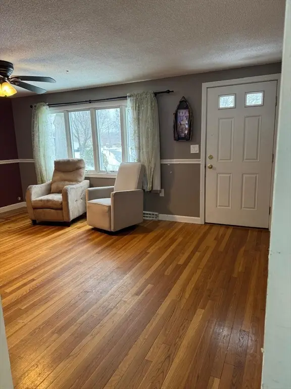 22 Falcon St, Methuen, MA 01844 - #3