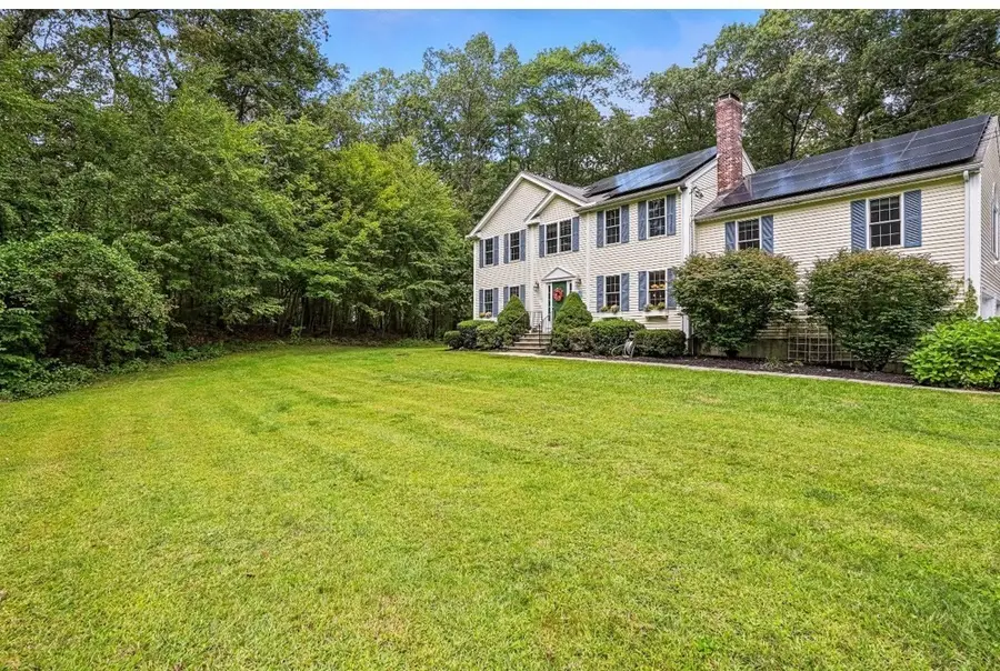 78 Milford St, Upton, MA 01568 - #3